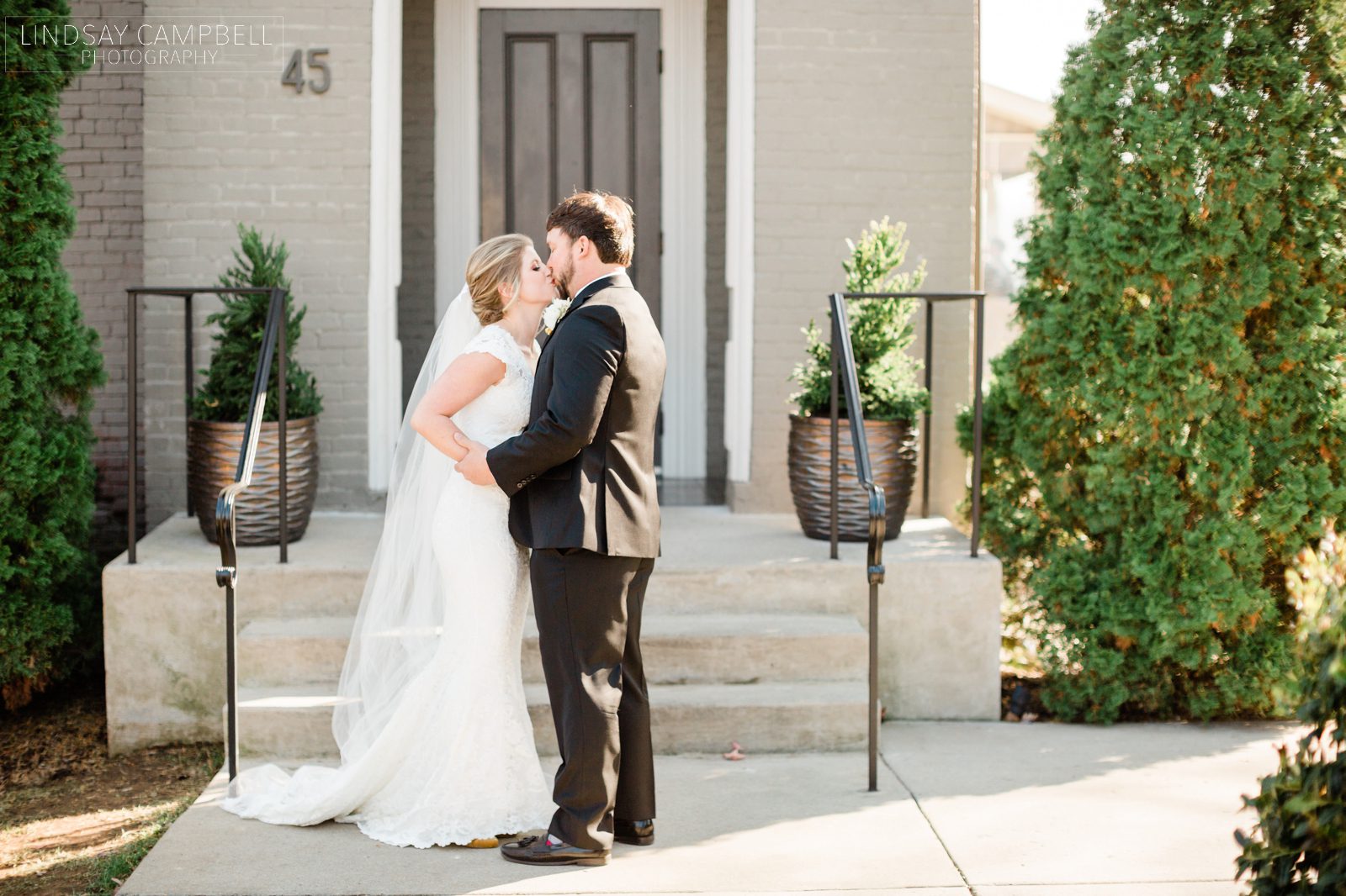 The-Cordelle-Wedding-Photographer_0010 A Modern, Colorful Fall Wedding at The Cordelle in Nashville